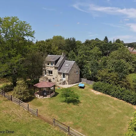 Charmante Maison Avec Jardin, Debit, Pres De Bagnoles De L'orne - Fr-1-497-14 *