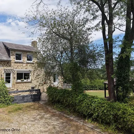 Charmante Maison Avec Jardin, Debit, Pres De Bagnoles De L'orne - Fr-1-497-14