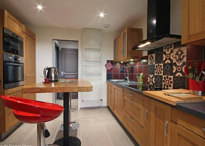 Casa vacanze à La Chanterie Avec Wifi, Proche Bagnoles De L'orne - Fr-1-497-14