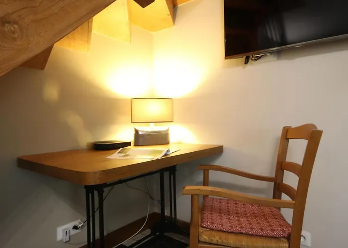 Casa vacanze à La Chanterie Avec Wifi, Proche Bagnoles De L'orne - Fr-1-497-14